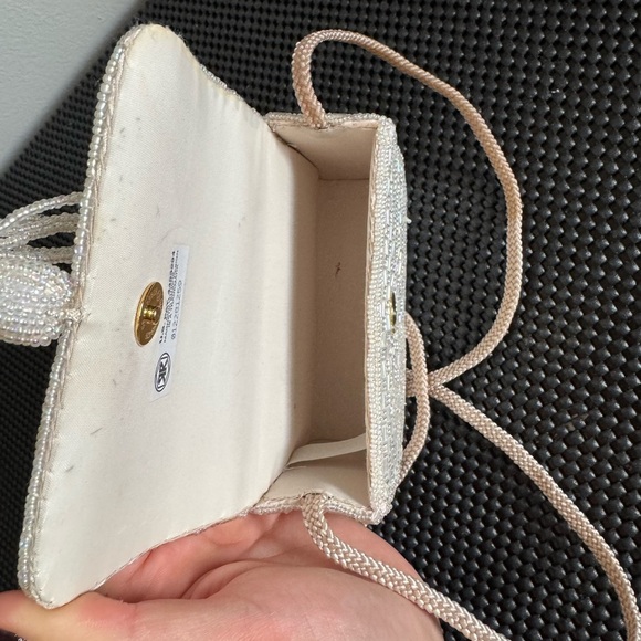 white/white-cream beaded vintage evening bag - Picture 9 of 9